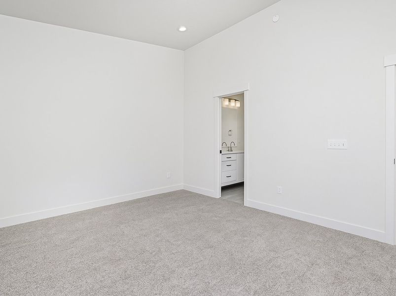 Spacious, unfurnished interior of a new home in Loretto Heights - Rise Collection, Denver (Image 7).