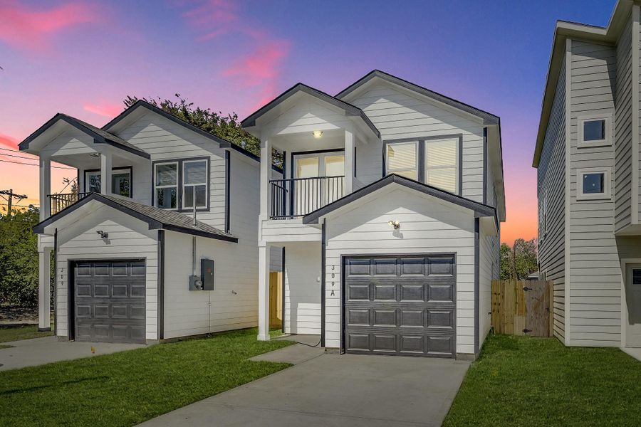 The development of new homes in the area not only enhances its appeal but also adds value, making it an increasingly attractive and up-and-coming neighborhood. It’s a great opportunity to be part of a flourishing location.