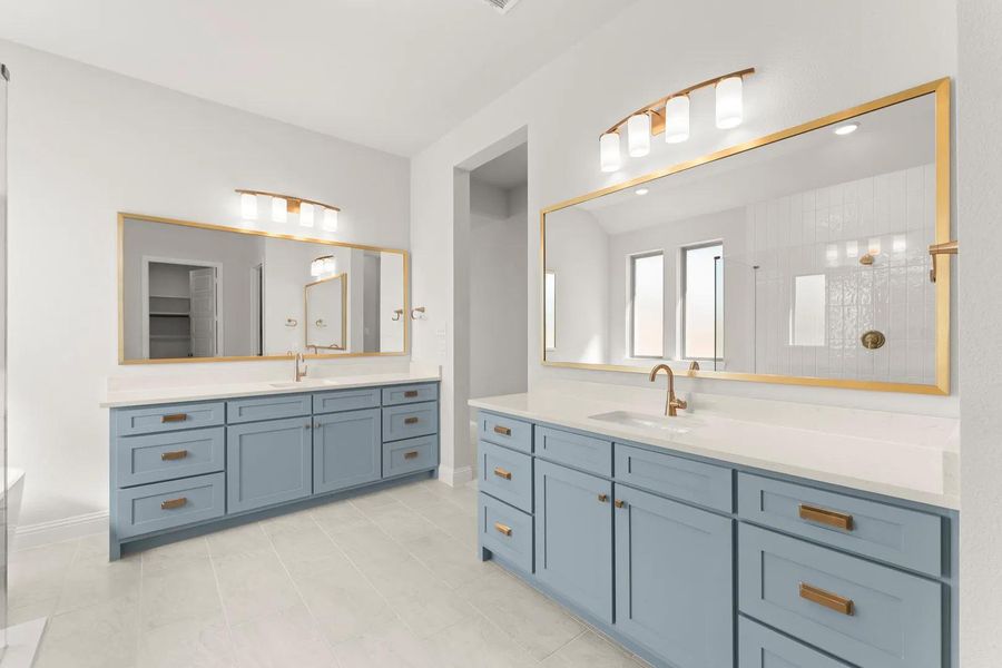 The Audrey Primary Bath