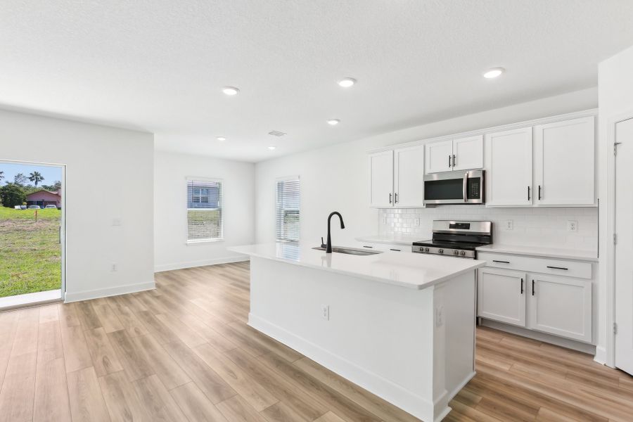 Representative furnished interior of a home built from the Landmark II Series - Bonnet II by Brightland Homes in Spring Hill, Spring Hill (Image 14).