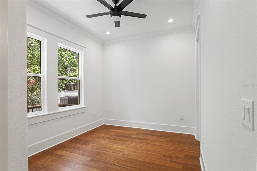 Spacious, unfurnished interior of a new home in , Tampa (Image 44).