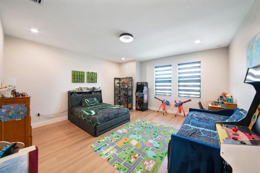 Image 67 of a home in .