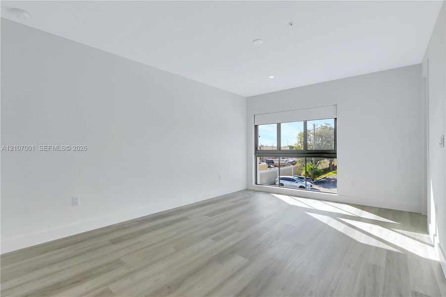Spacious, unfurnished interior of a new home in , Oakland Park (Image 23). Spacious, unfurnished interior of a new home in , Oakland Park (Image 23).