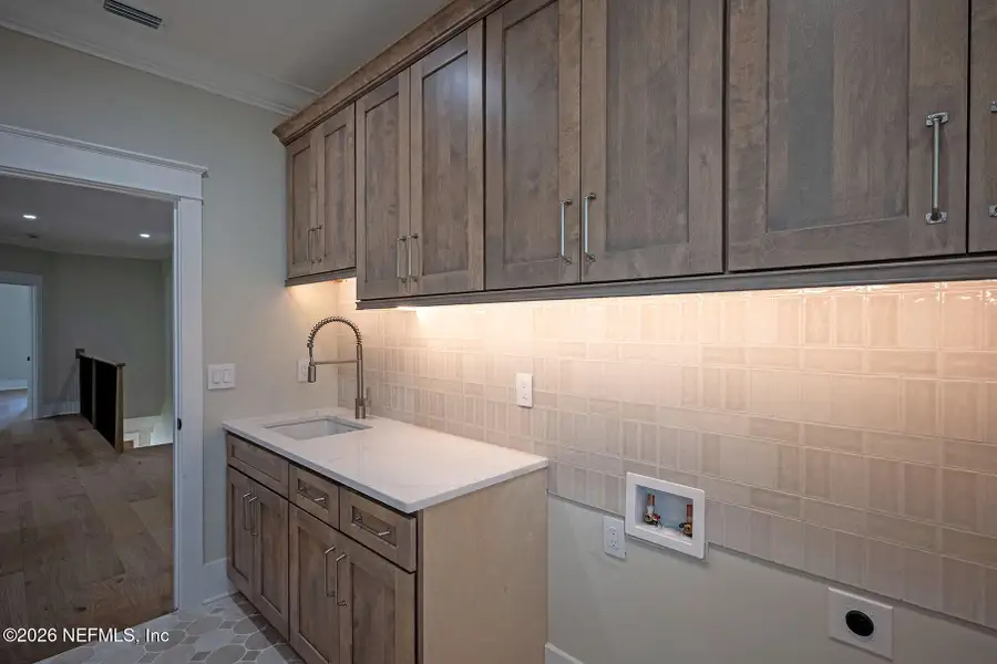 Furnished interior view inside a new home in , Jacksonville (Image 7).