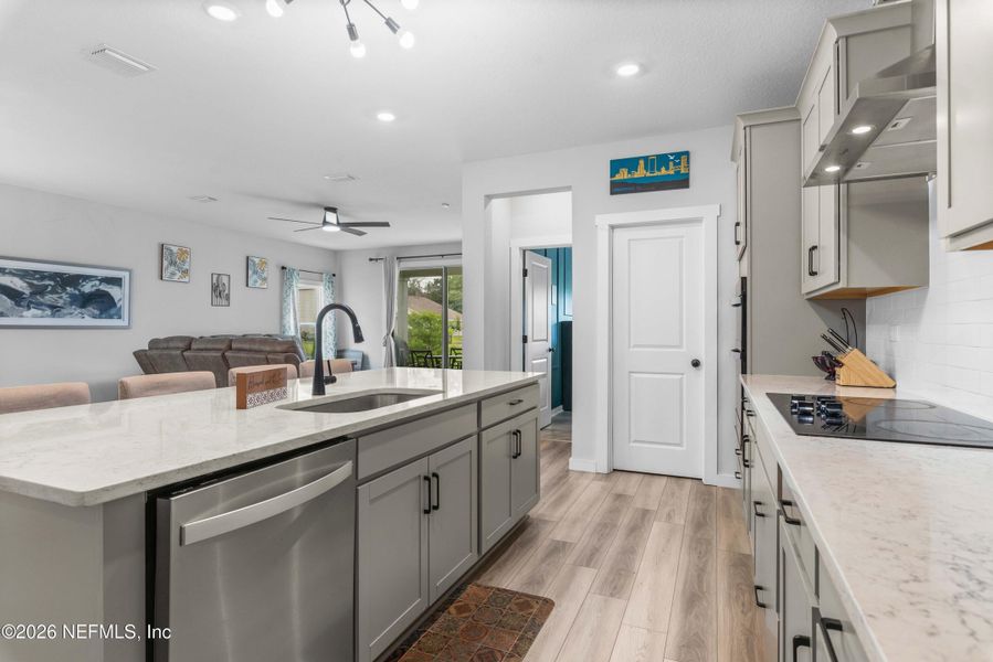 Furnished interior view inside a new home in , Jacksonville (Image 7).