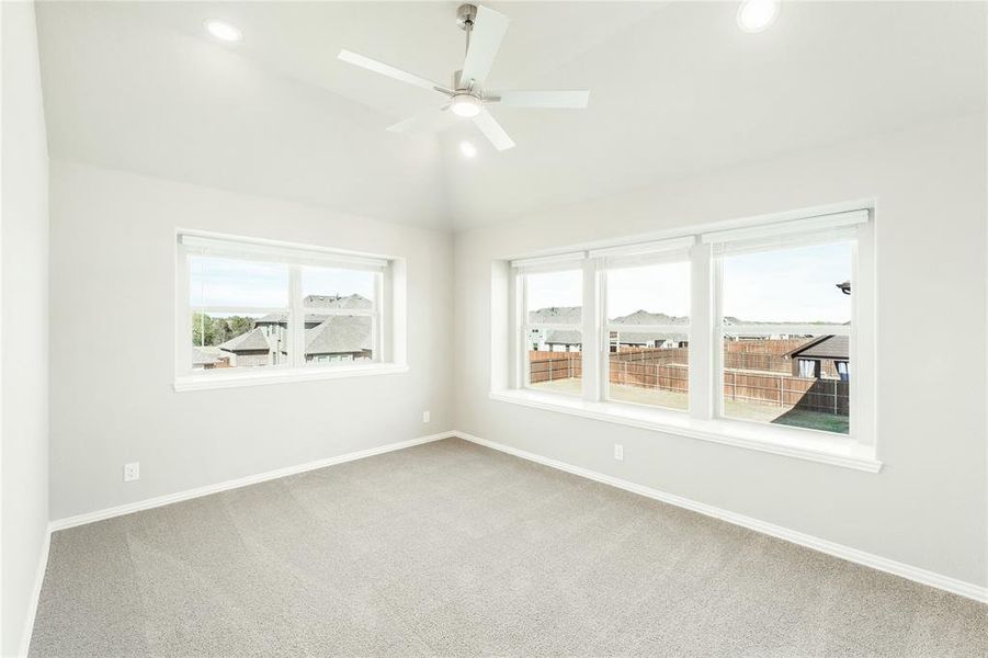 Spacious, unfurnished interior of a new home in Hampton Park, Glenn Heights (Image 28).