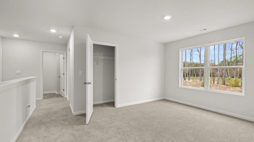 Spacious, unfurnished interior of a new home in Liberty Crossing, Braselton (Image 18).
