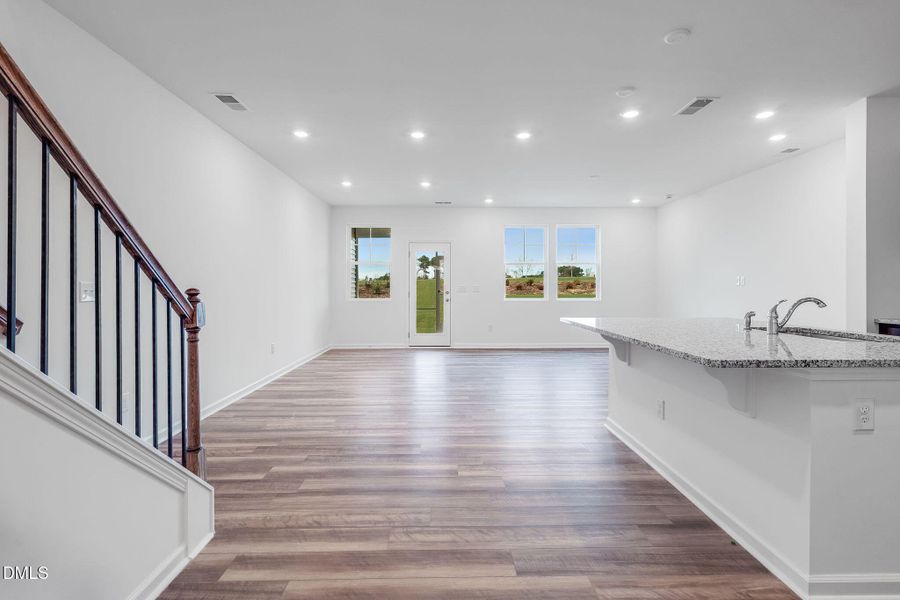 SUN_Everlee_Pic_CarsonII_QMI_237_Great_1