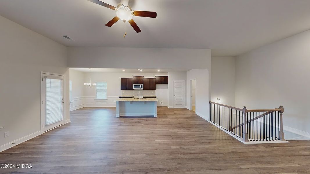 Spacious, unfurnished interior of a new home in Oakview Estates, Macon (Image 12).