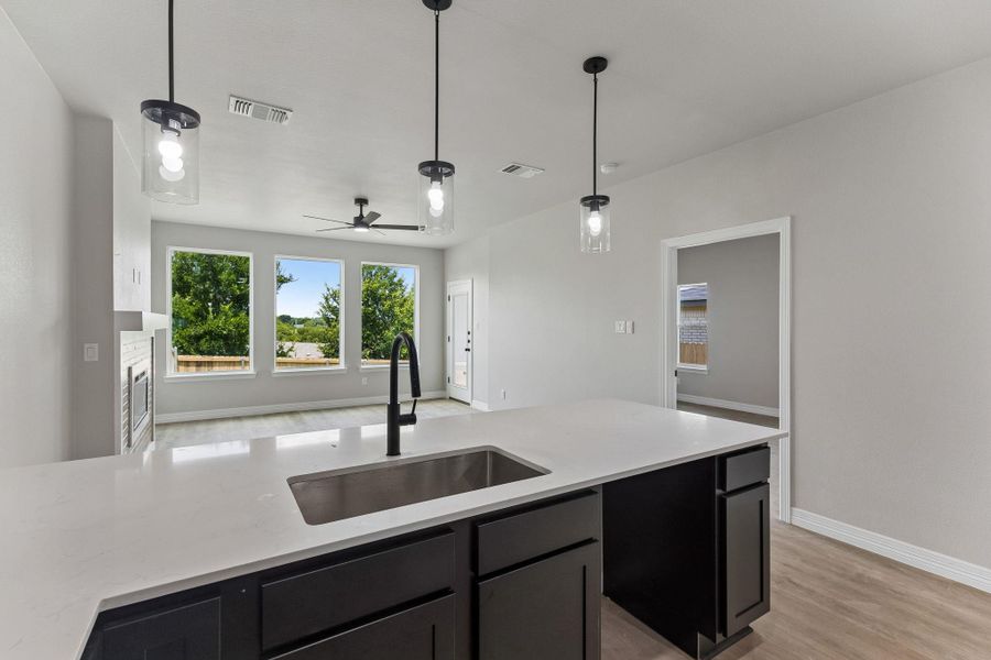 Furnished interior view inside a new home in , Killeen (Image 10).