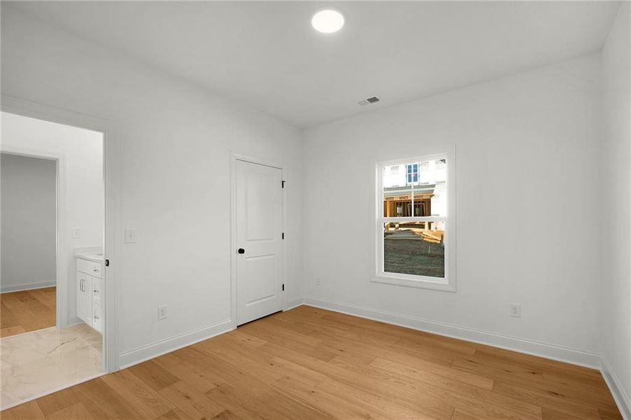 Spacious, unfurnished interior of a new home in , Calhoun (Image 16).