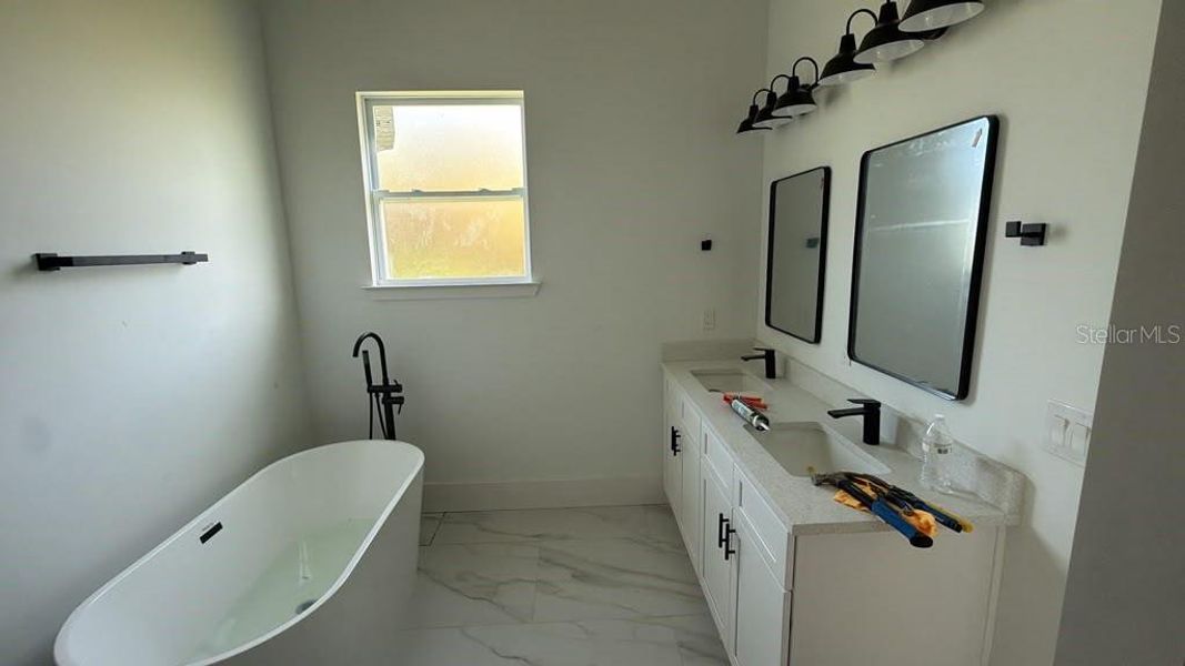Furnished interior view inside a new home in , Port Charlotte (Image 9).