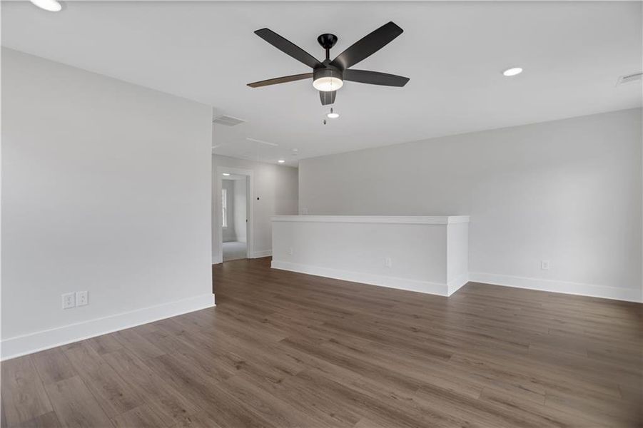 Spacious, unfurnished interior of a new home in , Loganville (Image 46). Spacious, unfurnished interior of a new home in , Loganville (Image 46).