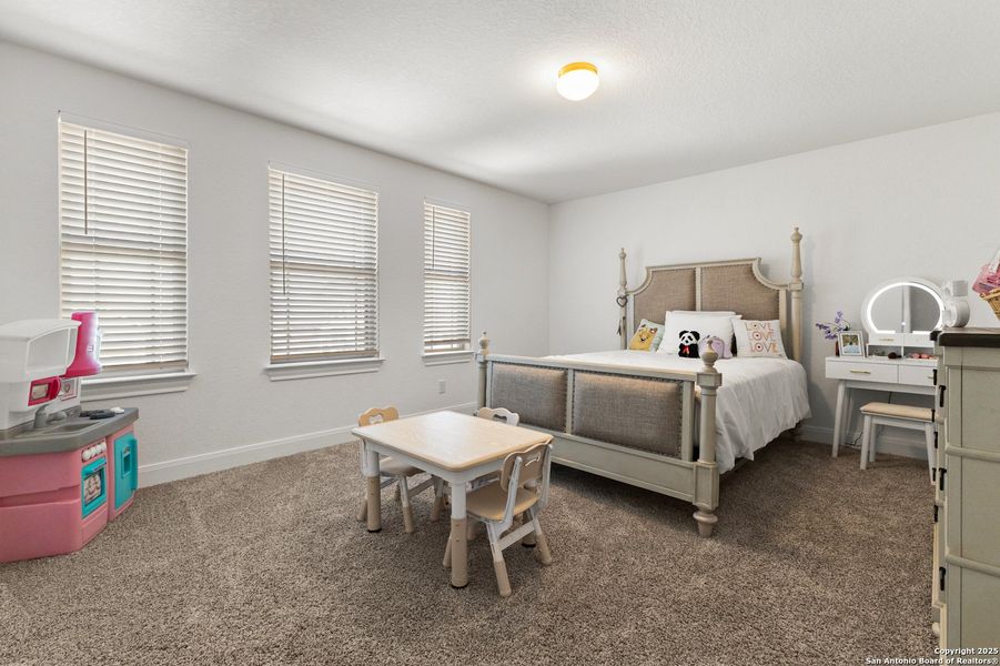 Furnished interior view inside a new home in Arched Oaks, Floresville (Image 17). Furnished interior view inside a new home in Arched Oaks, Floresville (Image 17).