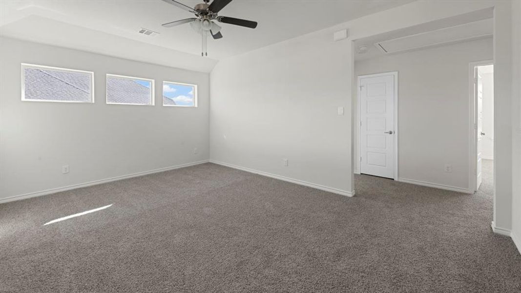 Spacious, unfurnished interior of a new home in Silverado, Aubrey (Image 26). Spacious, unfurnished interior of a new home in Silverado, Aubrey (Image 26).