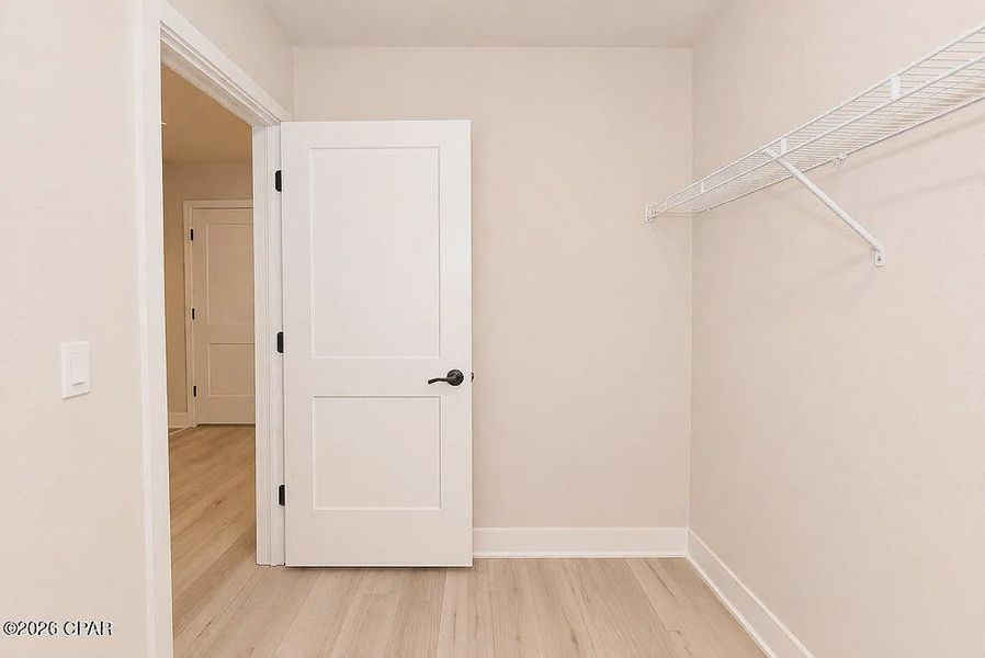 Spacious, unfurnished interior of a new home in College Station, Panama City (Image 19).