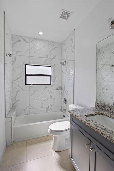 Furnished interior view inside a new home in , Naples (Image 16). Furnished interior view inside a new home in , Naples (Image 16).