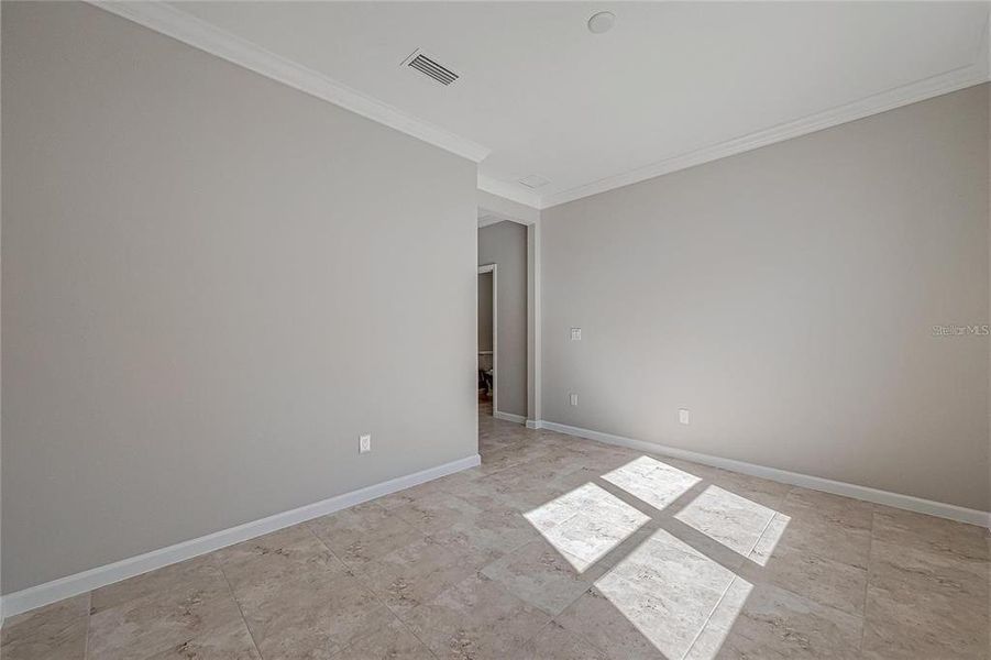 Spacious, unfurnished interior of a new home in Latitude Margaritaville Daytona Beach, Daytona Beach (Image 24).