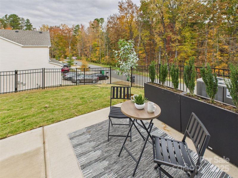 Image 35 of a home in Kinghurst Cove. Image 35 of a home in Kinghurst Cove.