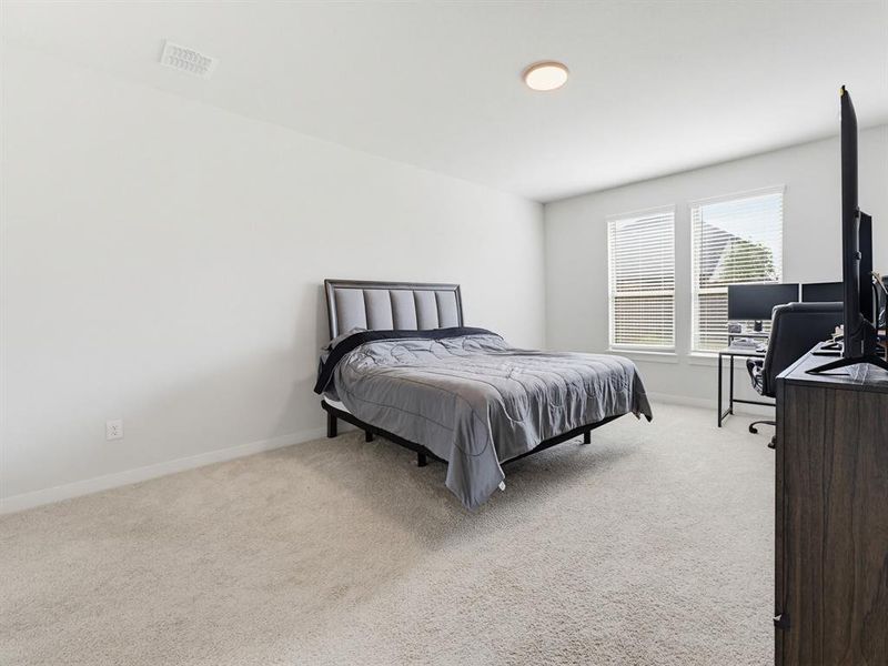 Furnished interior view inside a new home in Madero, Haslet (Image 28).