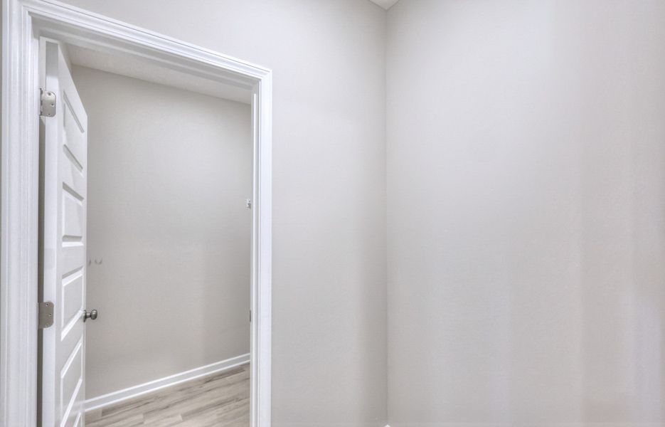 Spacious, unfurnished interior of a new home in Legacy Preserve, Tullahoma (Image 18).