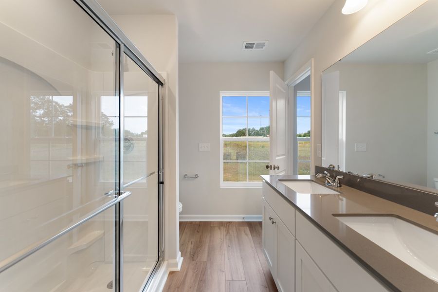 Image 20 of a home in Edwards Station.