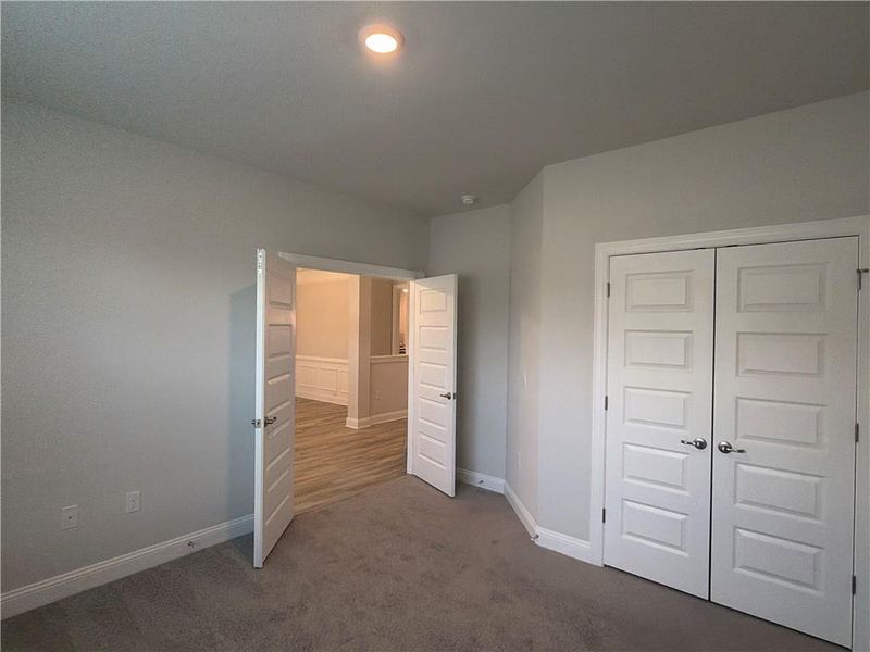 Spacious, unfurnished interior of a new home in Tuscany Hills, Douglasville (Image 13).