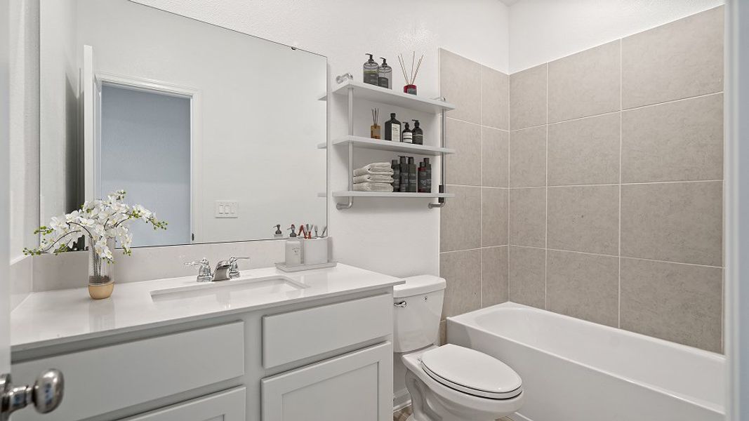 1628 Bright Bath2 F2 7 28 25