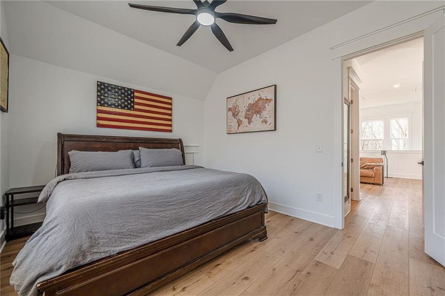 Furnished interior view inside a new home in , Waleska (Image 49).