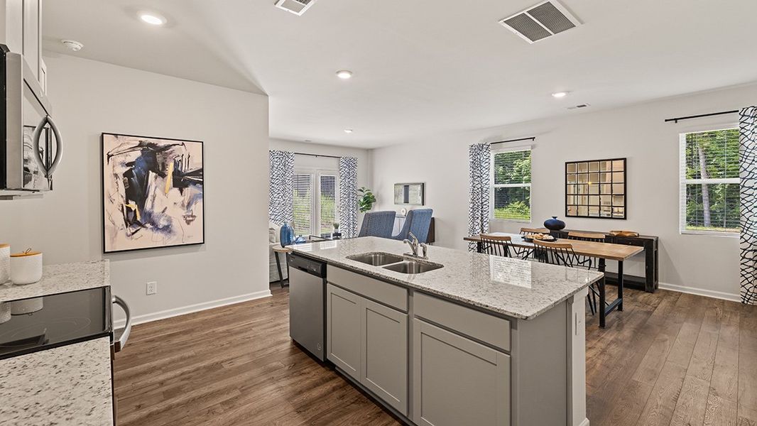 Representative furnished interior of a home built from the ROBIE by D.R. Horton in Pointe Park, Union City (Image 11).