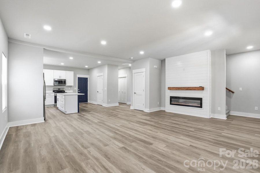 Spacious, unfurnished interior of a new home in , Lancaster (Image 16).