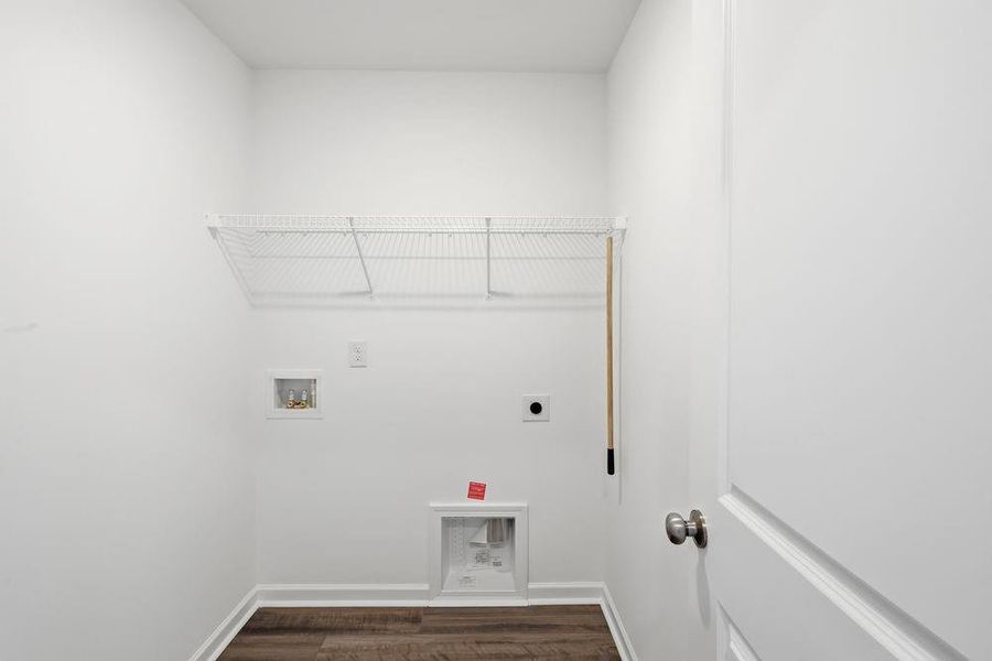 Spacious, unfurnished interior of a new home in Auburn Glen, Dacula (Image 23).