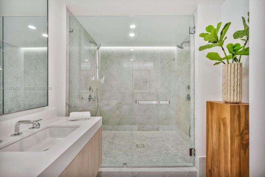 Furnished interior view inside a new home in , Bal Harbour (Image 26).