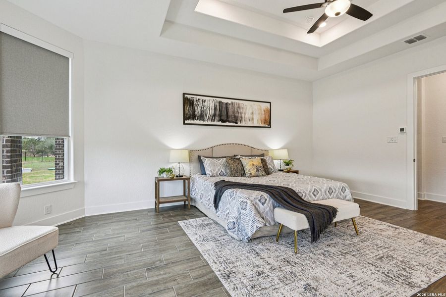 Furnished interior view inside a new home in Waldsanger, New Braunfels (Image 7).