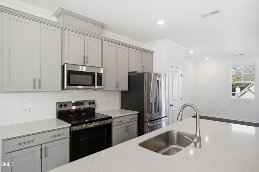 SUN_ElmGrove_Pic_Wyatt_Kitchen_5of10