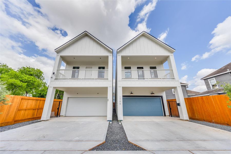 Front exterior of a new home in , Houston, TX, highlighting curb appeal (Image 23).