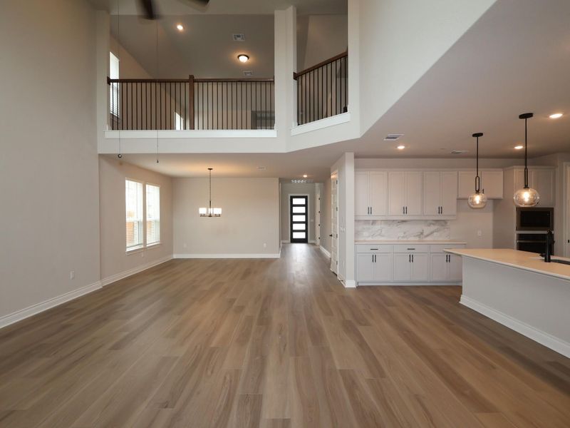 Spacious, unfurnished interior of a new home in Edgewood, Leander (Image 28). Spacious, unfurnished interior of a new home in Edgewood, Leander (Image 28).
