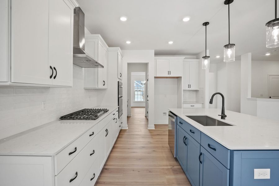 Furnished interior view inside a new home in Forest Creek, Waxhaw (Image 55).
