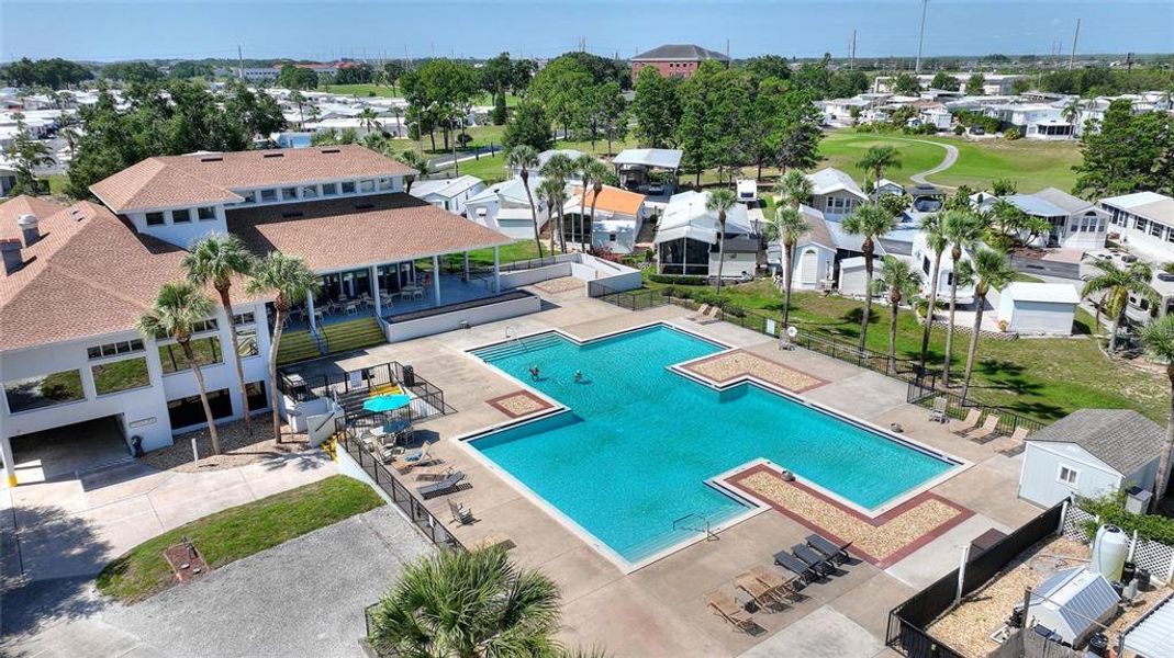 Community amenities in , Davenport (Image 26). Community amenities in , Davenport (Image 26).