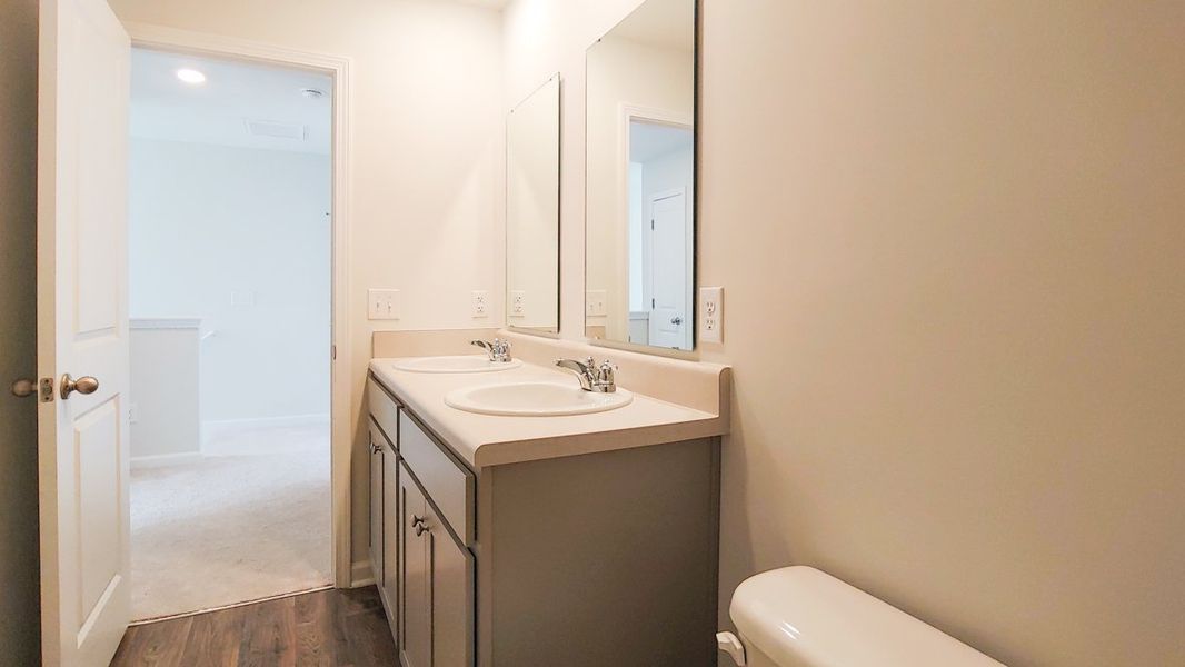 Representative furnished interior of a home built from the HOPKINS by D.R. Horton in Garbon Fields, Summerville (Image 30). Representative furnished interior of a home built from the HOPKINS by D.R. Horton in Garbon Fields, Summerville (Image 30).