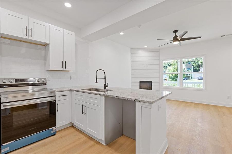 Furnished interior view inside a new home in , Atlanta (Image 7).