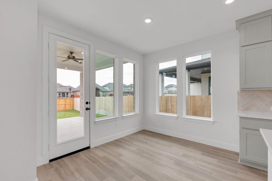 Spacious, unfurnished interior of a new home in Santa Rita Ranch, Liberty Hill (Image 17).