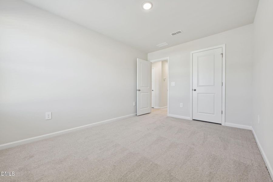 17 - Secondary Bed 17 - Secondary Bed