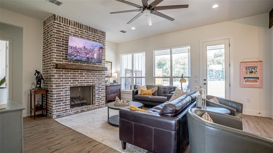 Furnished interior view inside a new home in , Glen Rose (Image 13). Furnished interior view inside a new home in , Glen Rose (Image 13).