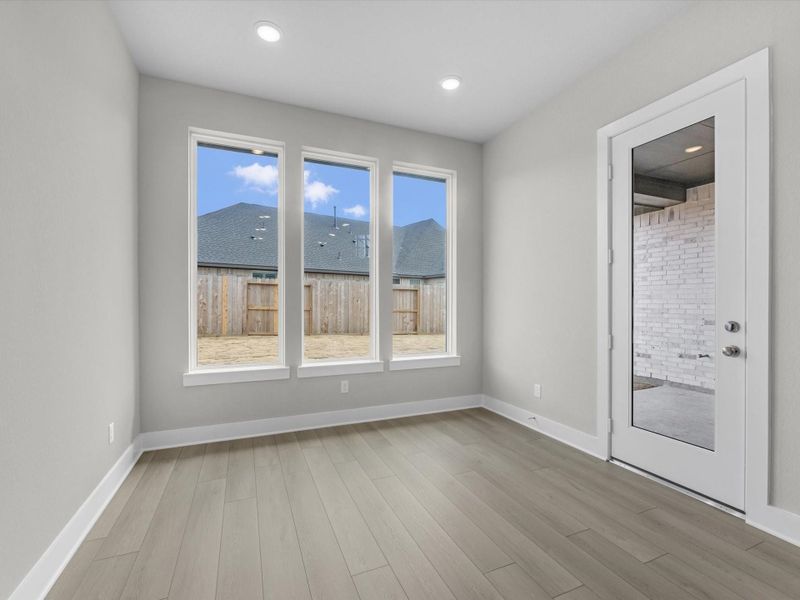 Spacious, unfurnished interior of a new home in Jubilee 50′, Hockley (Image 12).