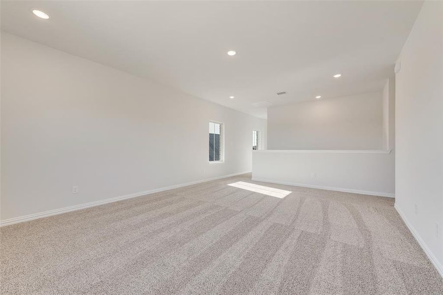 Spacious, unfurnished interior of a new home in Walden Pond, Forney (Image 25).