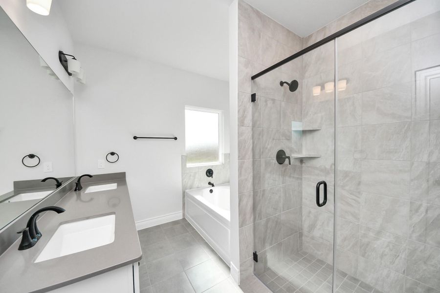 Furnished interior view inside a new home in Lexington Heights, Willis (Image 8). Furnished interior view inside a new home in Lexington Heights, Willis (Image 8).