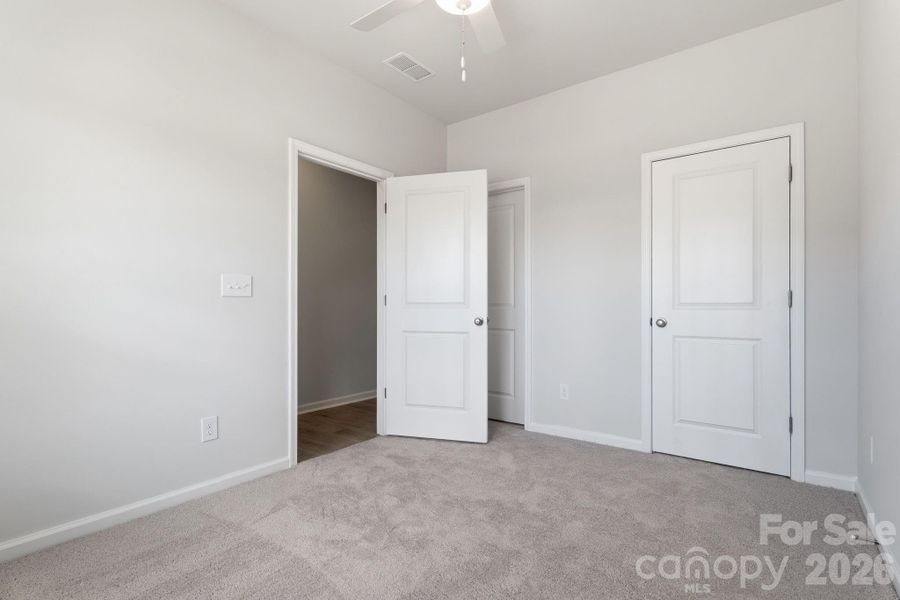 Spacious, unfurnished interior of a new home in Piper Creek, Newton (Image 17).