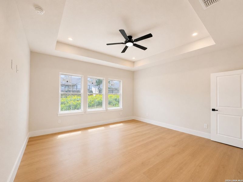 Spacious, unfurnished interior of a new home in , La Vernia (Image 11). Spacious, unfurnished interior of a new home in , La Vernia (Image 11).