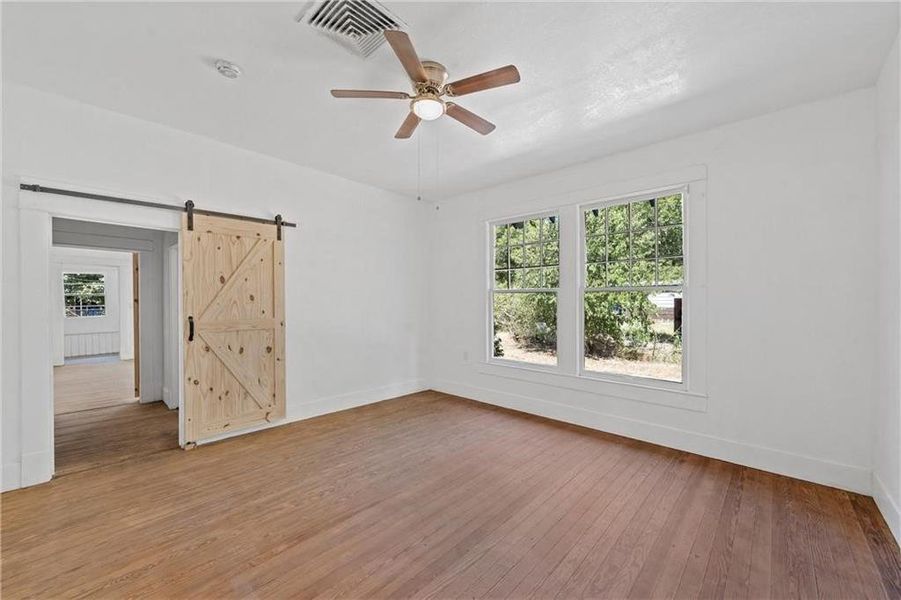 Spacious, unfurnished interior of a new home in , Marlin (Image 14). Spacious, unfurnished interior of a new home in , Marlin (Image 14).
